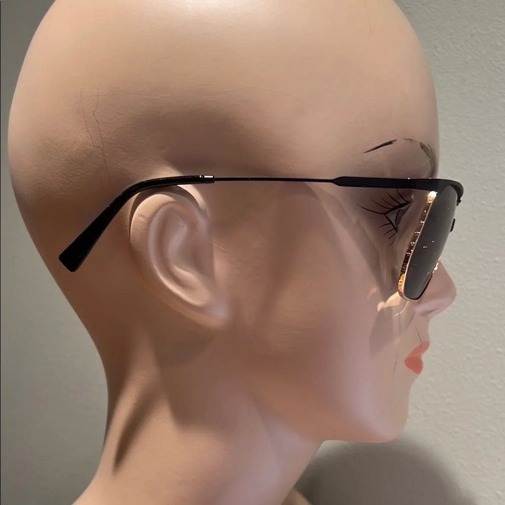 Elton John Stylish Aviator Black Sunglasses Limited Edition With Star On Bridge